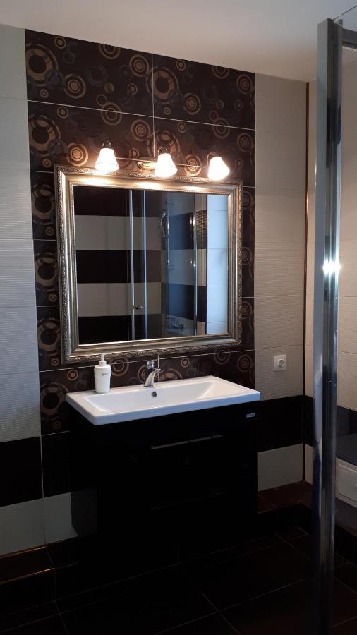 Vila "Livia" Hotel Techirghiol Kültér fotó